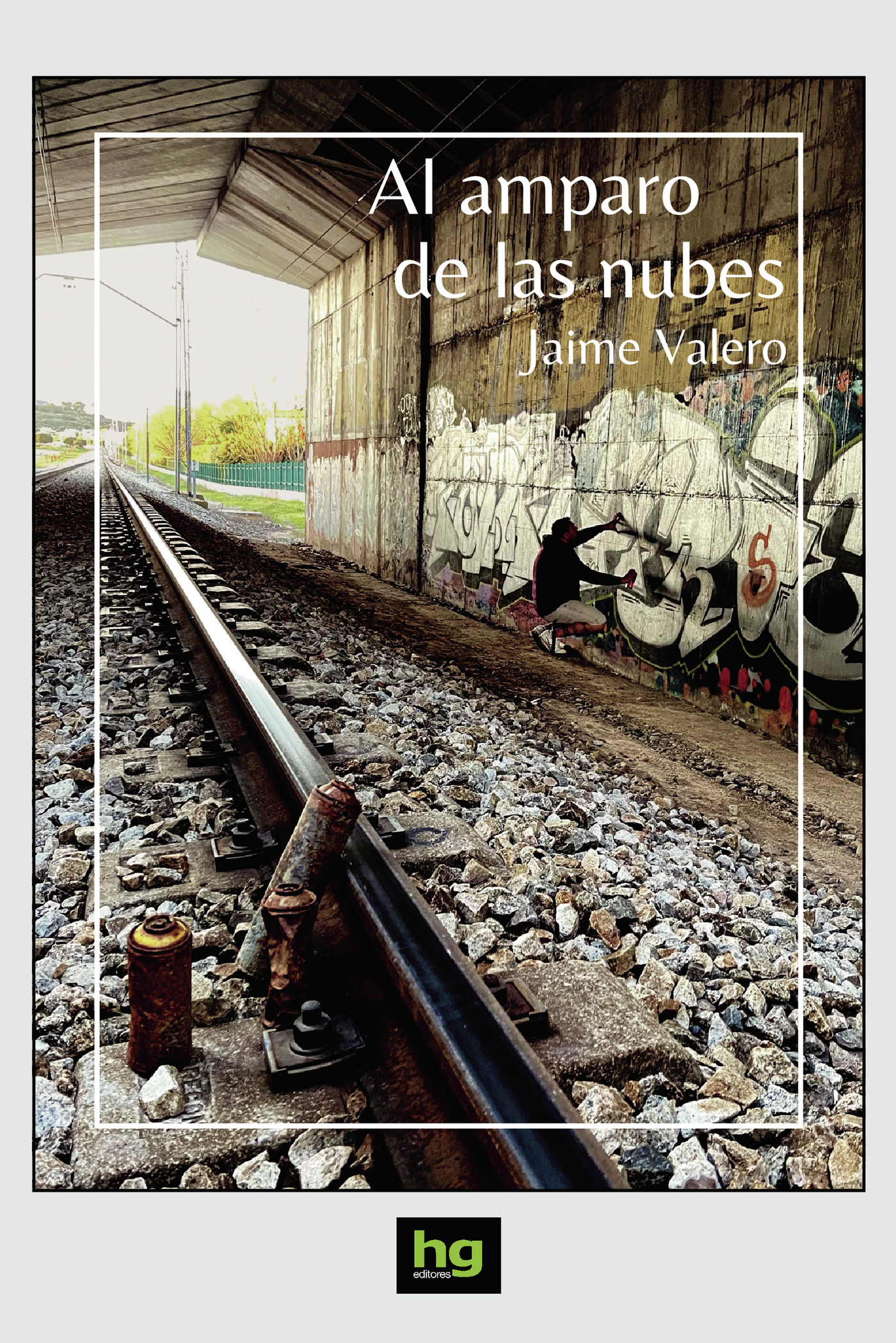 Portada de Al amparo de las nubes